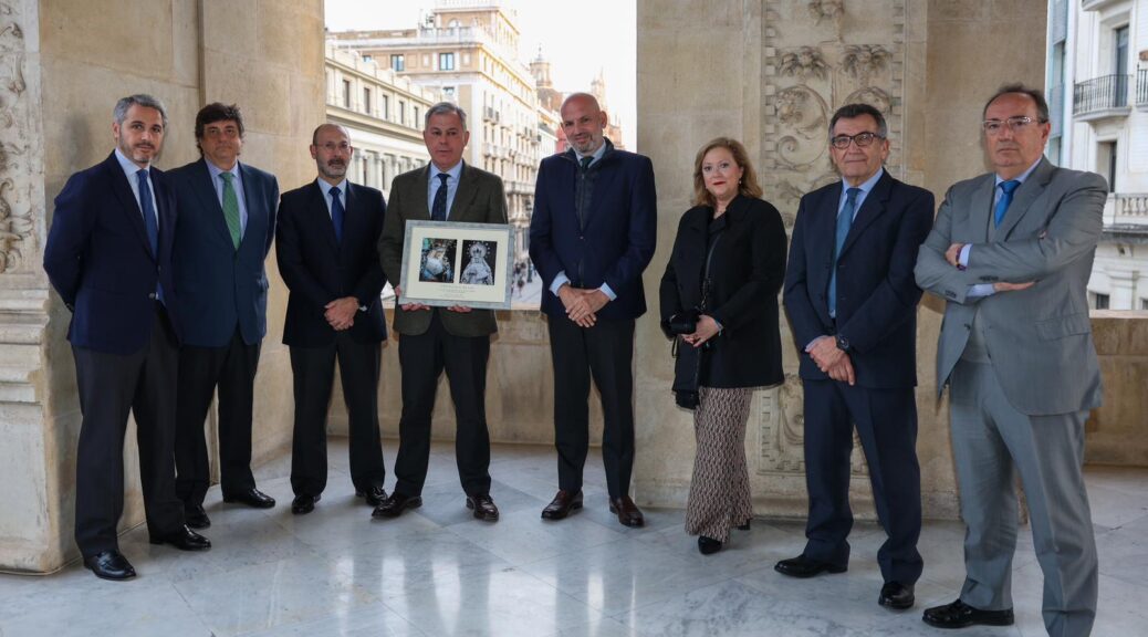 Encuentro de la Junta de Gobierno con el Alcalde de Sevilla